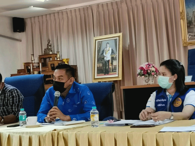 เทศบาลตำบลฉวาง เข้าร่วมประชุมทีมปฎิบัติการขจัดความยากจนและพัฒนาคนทุกช่วงวันอย่างยั่งยืน