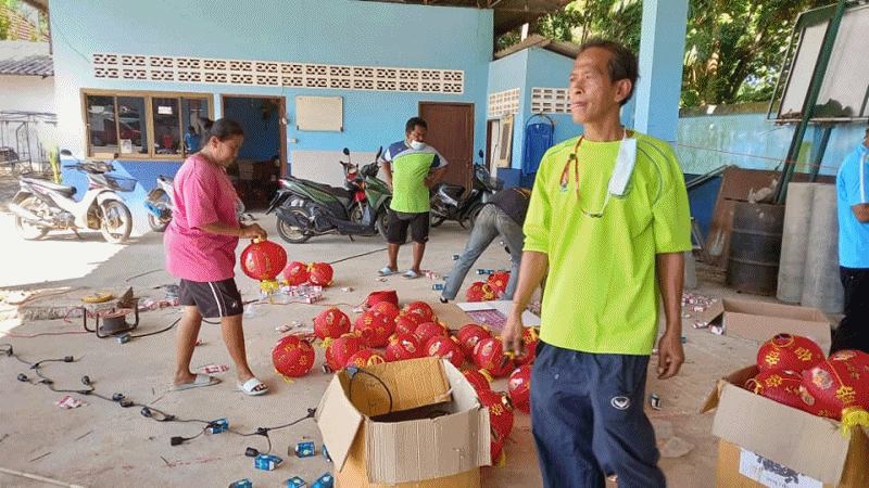 เทศบาลตำบลฉวาง ประดับโคมไฟตรุษจีน เนื่องในเทศกาลตรุษจีน 2565
