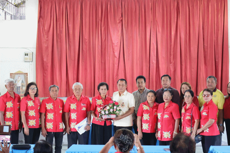 เทศบาลตำบลฉวาง เข้าร่วมการประชุมประจำเดือนชมรมผู้สูงอายุ เทศบาลตำบลฉวาง