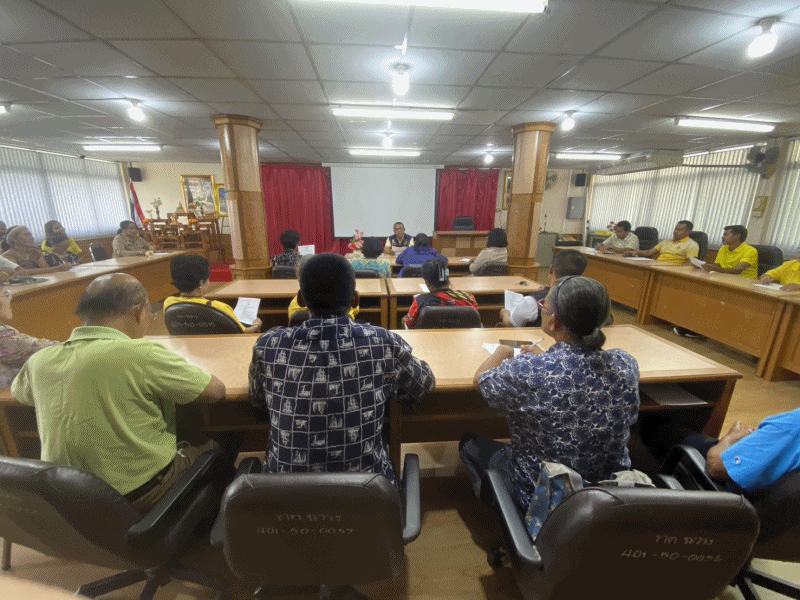 เทศบาลตำบลฉวาง ประชุมการจัดงานประเพณีลอยกระทง ประจำปี 2568