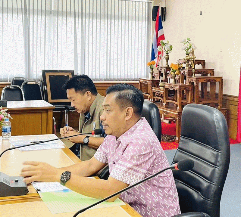 เทศบาลตำบลฉวาง ประชุมการปฏิบัติงานด้านต่างๆ ประจำเดือน