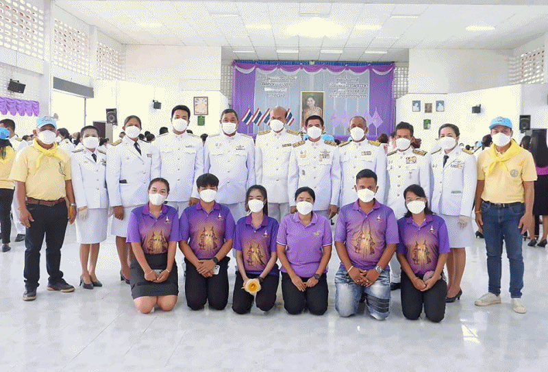 เทศบาลตำบลฉวาง ร่วมพิธีถวายเครื่องราชสักการะและพิธีถวายพระพรชัยมงคล เพื่อเฉลิมพระเกียรติสมเด็จพระนางเจ้าฯ พระบรมราชินี